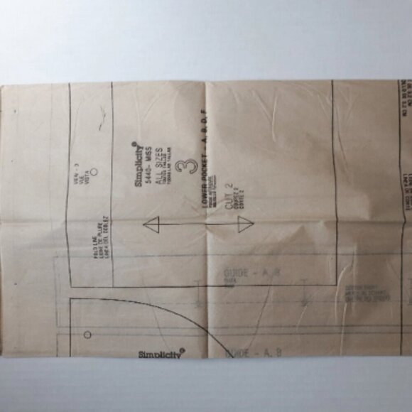 Simplicity sewing pattern scrubs uncut nurse doctor uniform Halloween costume - Picture 3 of 6